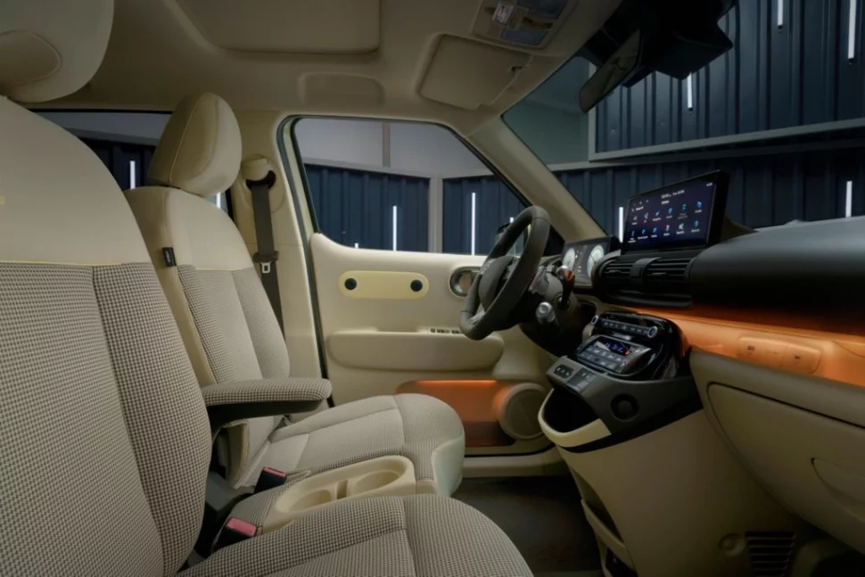 Hyundai INSTER interior